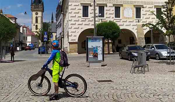 Dvůr Králové nad Labem na kole